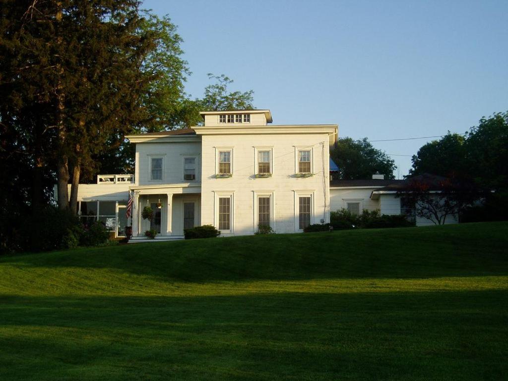 The Cupola Above Seneca Montour Falls Экстерьер фото